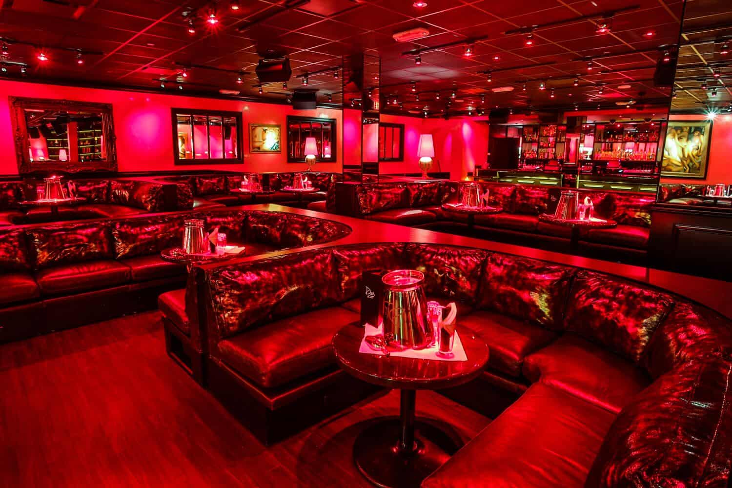 Groove The Night Away By Visiting The Top 10 Nightclubs In Las Vegas 