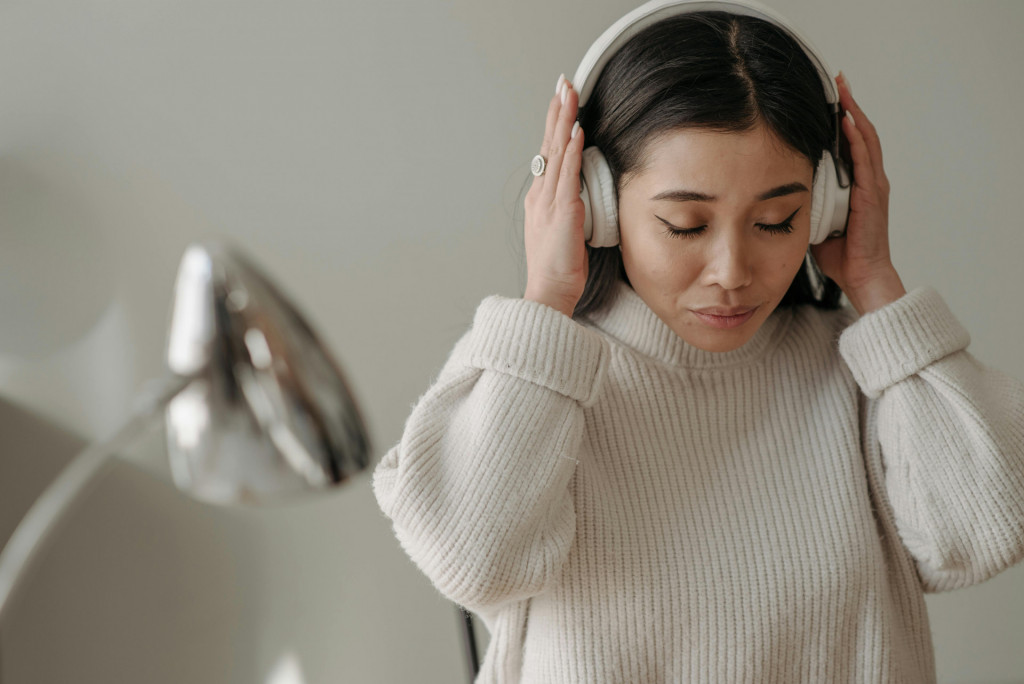World Music Day 2025: Find Out How Music Therapy is healing All  