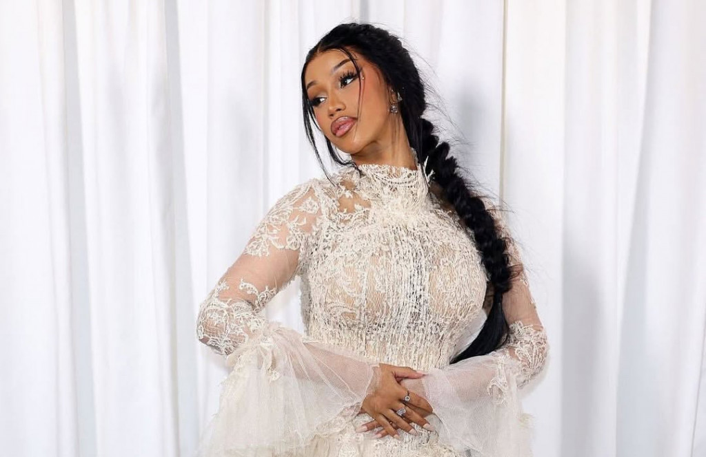 Cardi B Deletes All the Posts with Stefon Diggs after News of Their Dating  went Viral | Daily Music Roll