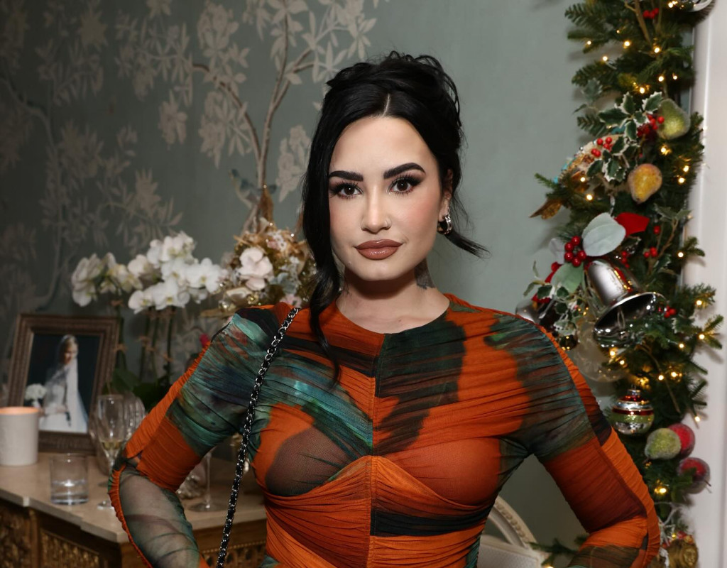 New Music Era Begins with Disney Channel Alum Demi Lovato and Fans are Going ‘Crazy’