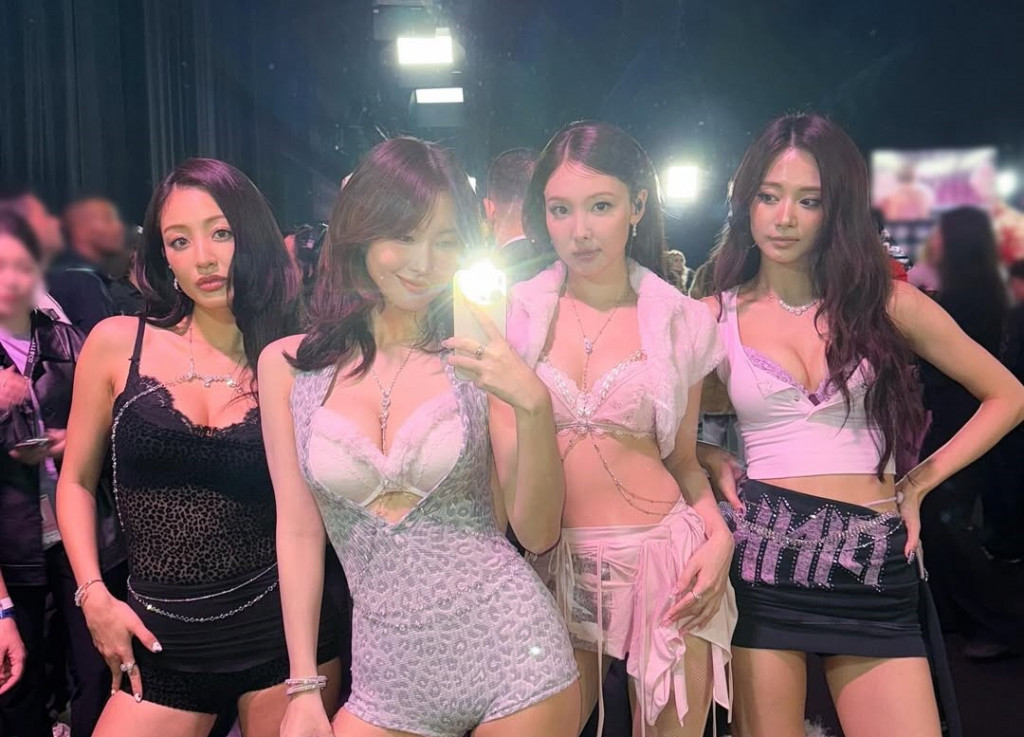 TWICE Stole the Evening at Victoria’s Secret Fashion Show