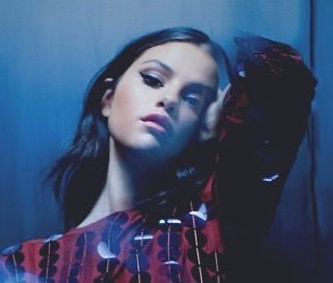 Selena Gomez Revealed the Music Video for ‘In the Dark’