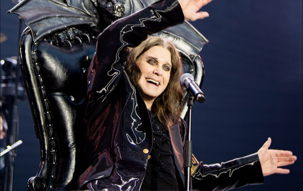 The Fallen Stars of 2025: Gone Music Legends but Not Forgotten