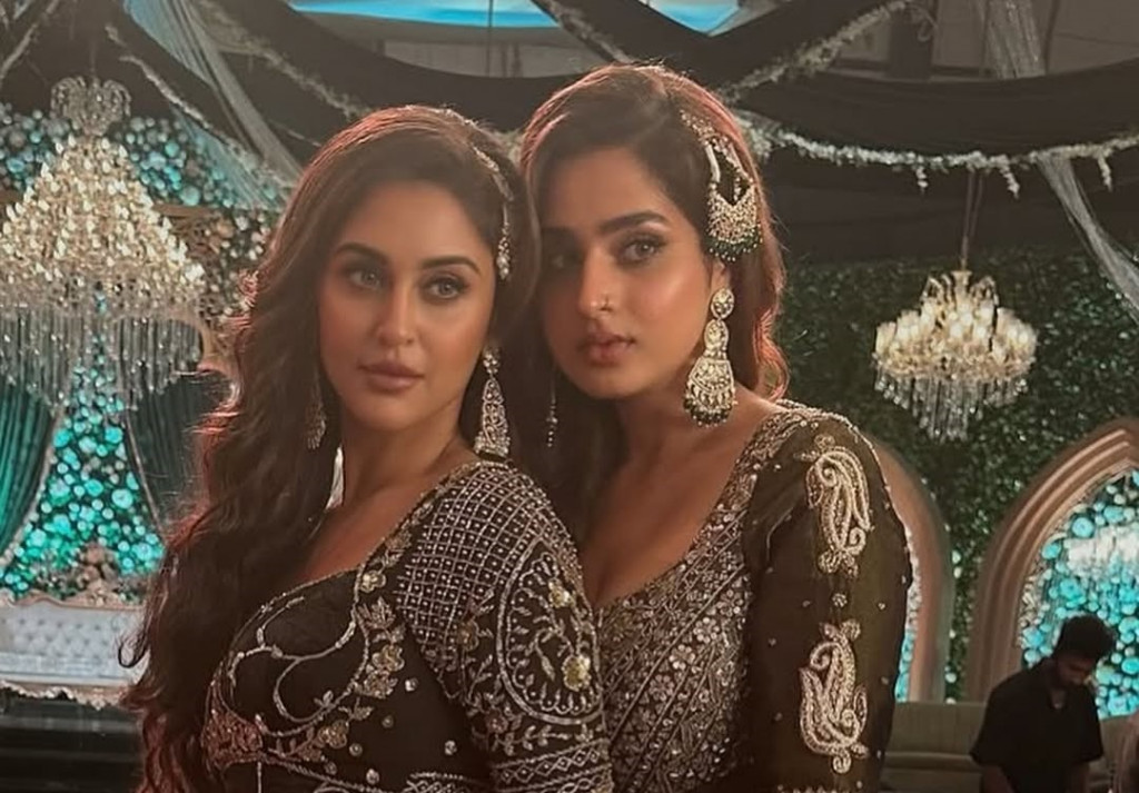 ‘Shararat’ from Dhurandhar Pairs Ayesha Khan and Krystle D’Souza in a High Energy Dance Moment