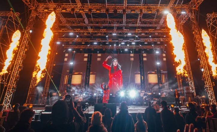 Shilpa Rao Performs in front of Largest-ever Live Audiences at Falcon Festival 2025