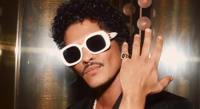 Bruno Mars Embarks on ‘The Romantic’ Era with the Grooves of ‘I Just Might’