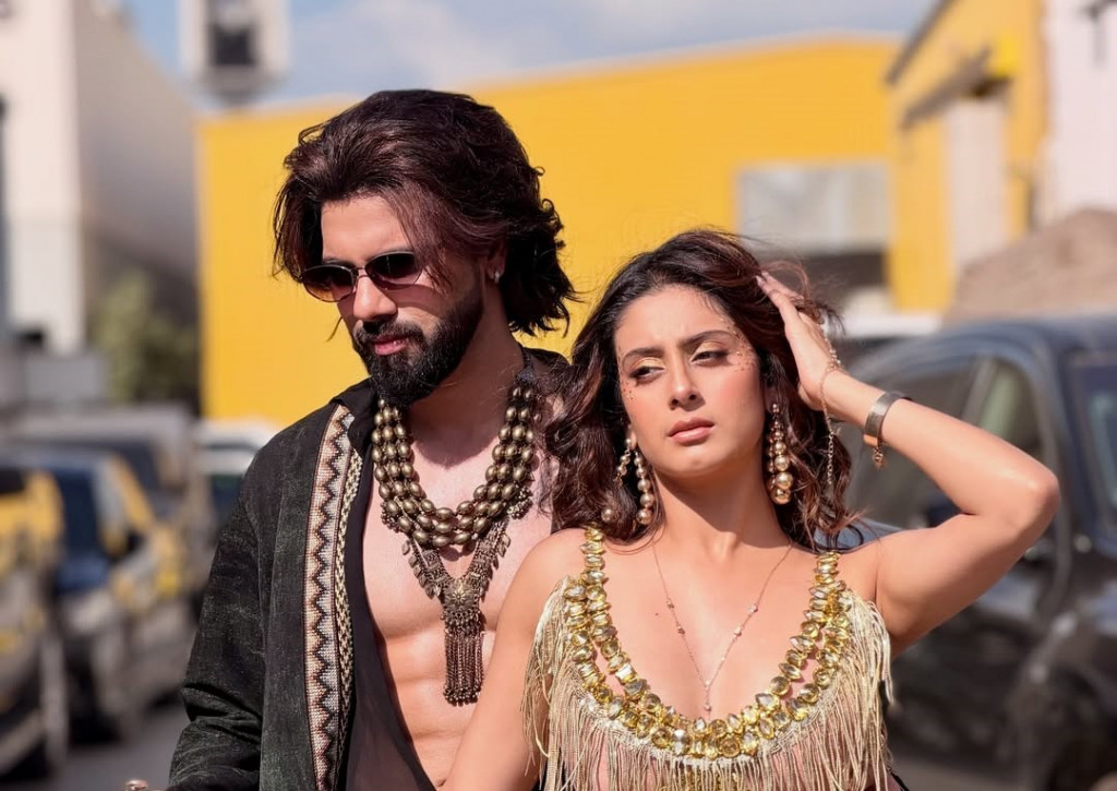 ‘Main Tere Ishq Mein 2.0’ Makes the Fans Groove with Danish Alfaaz, Bohemia, and Isha Malviya