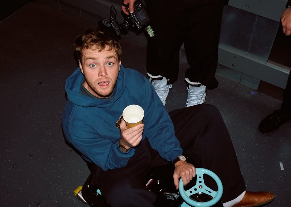 Alex Warren Announces His Next Album ‘Wildchild’ 