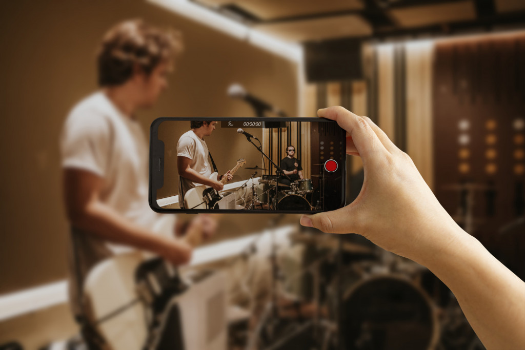 How AI, Algorithms, and Short-Form Videos Are Changing Music in 2026